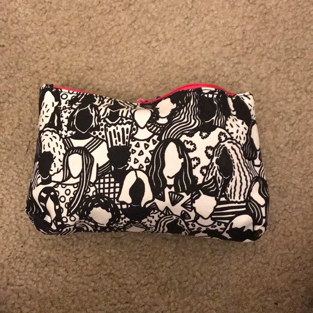 Ipsy makeup bag